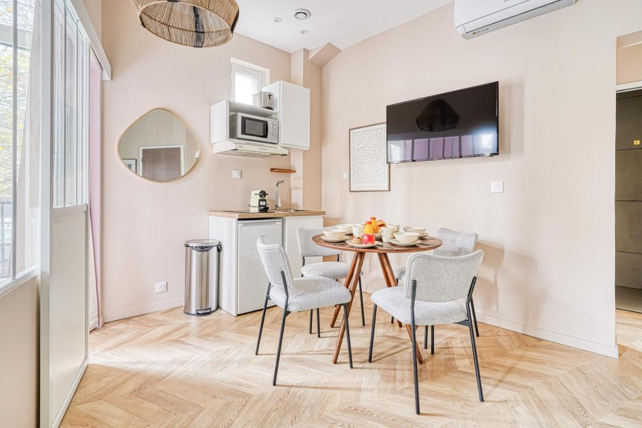 Appartement Proche Parc Monceau #17Eme #Arcdetriomphe - Gourgaud Париж Екстериор снимка